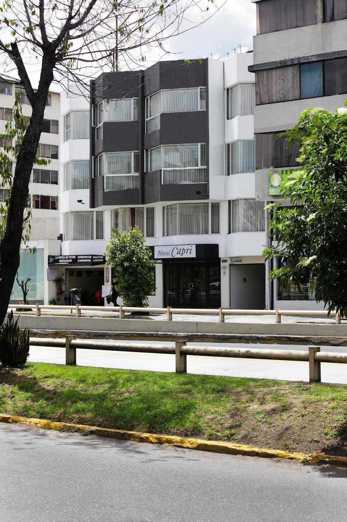 Hostal Capri Quito Buitenkant foto